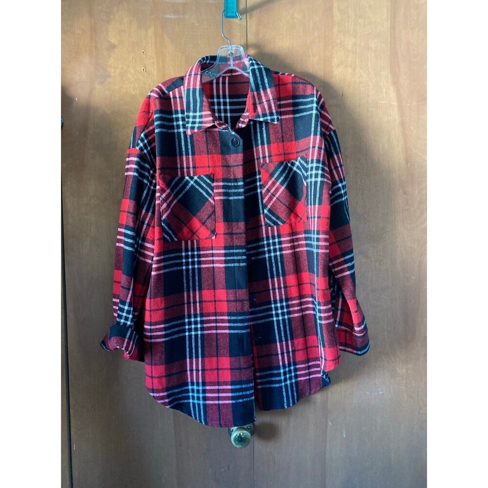 NWOT Women’s Flannel Shacket Size L